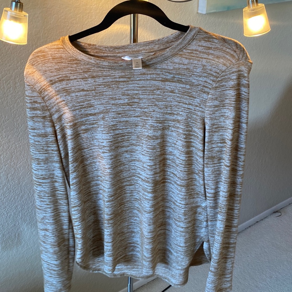 Banana republic long sleeve knit top